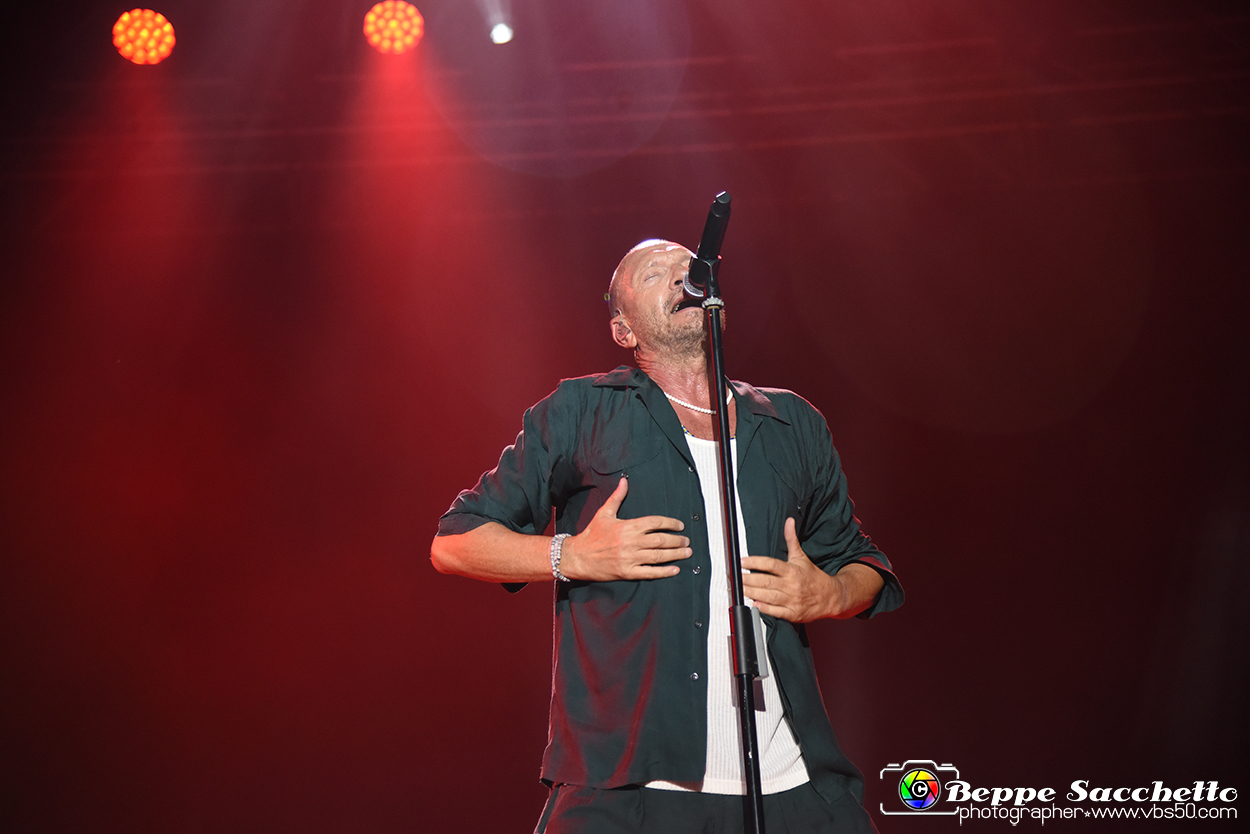 VBS_0931 - Concerto Biagio Antonacci - Palco Centrale Tour 2023.jpg